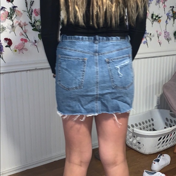 Jean skirt - Picture 2 of 2